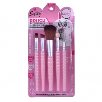 Cool makeup brushes